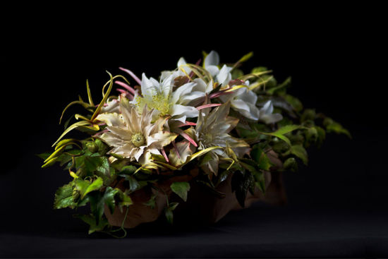 Aranjament floral realizat de Sugar Flowers Marinela Muresan pentru Colaborarea: Love is