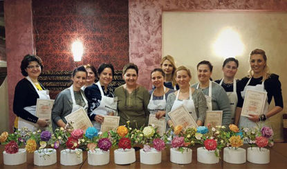 Marinela Muresan impreuna cu un grup de cursante